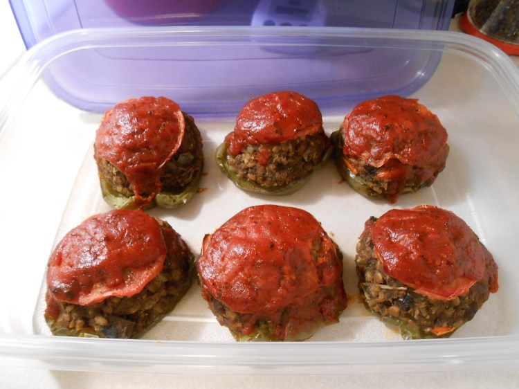 TOP SHELF STUFFED PEPPERS PLASTIC CONTAINER