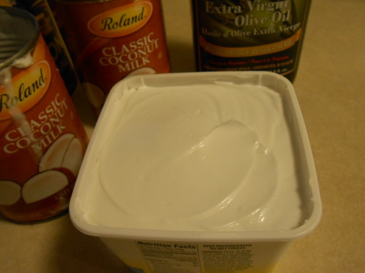 MELTABLE MARGARINE IN TUB