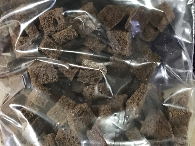 BLACK RUSSIAN CROUTONS