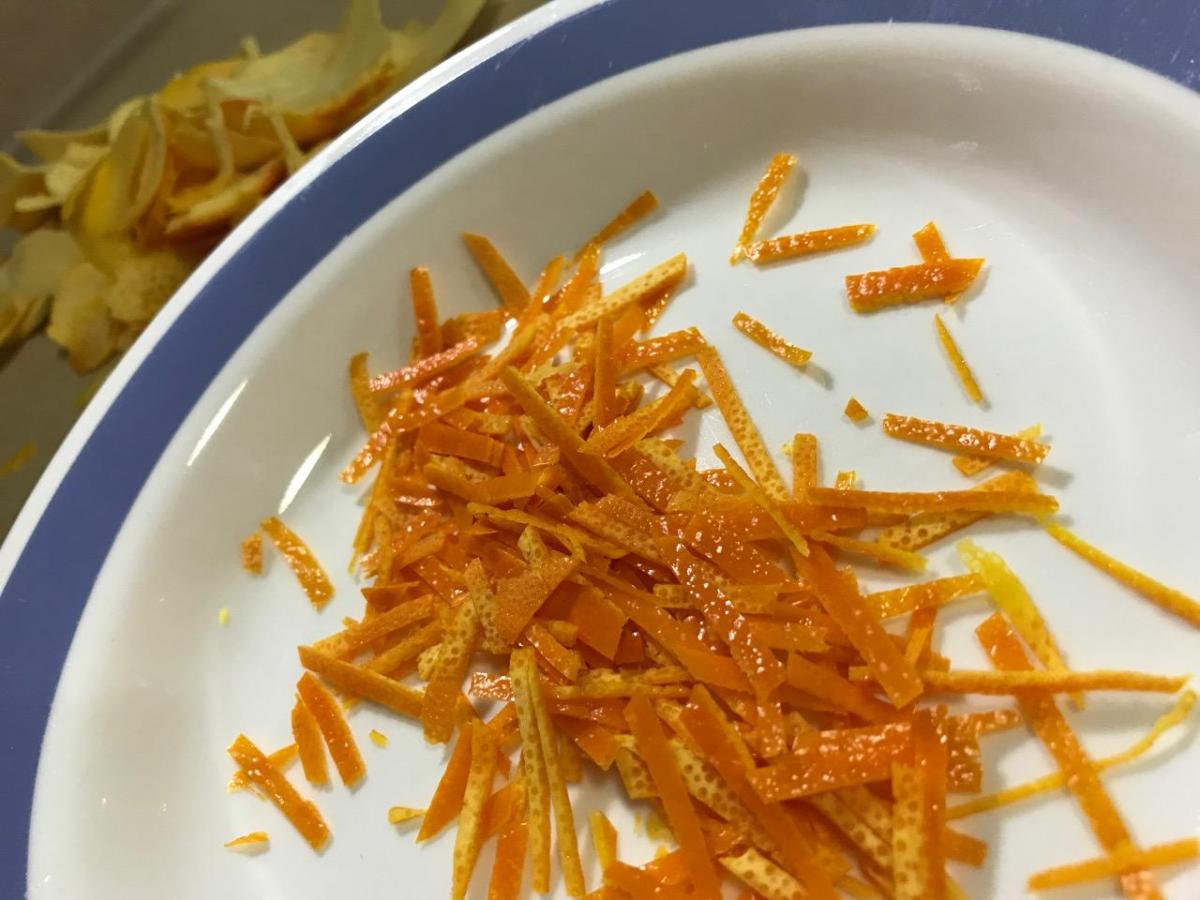 Making Orange Rind&nbsp;Matchsticks